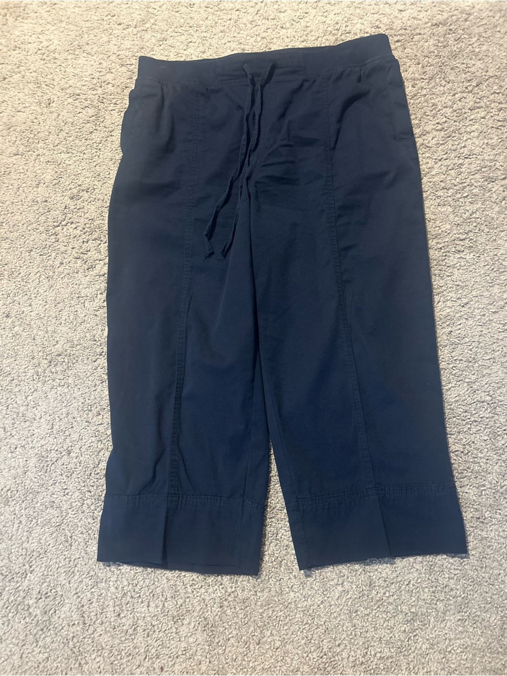 Ladies Navy Drawstring Capris